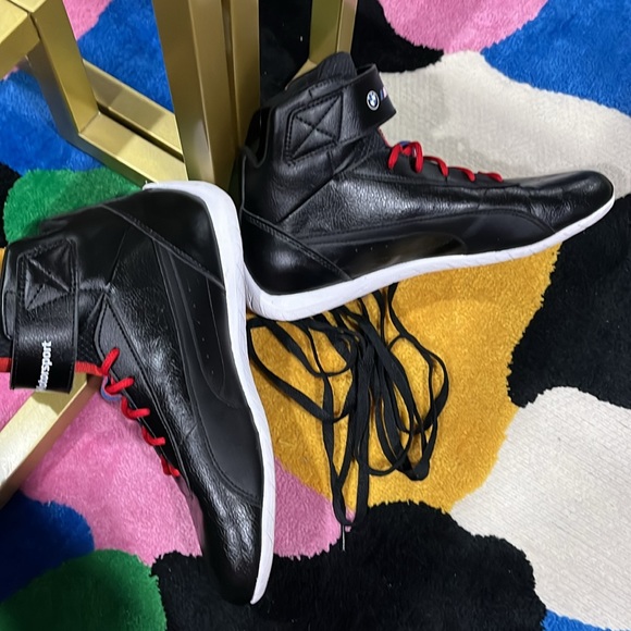 Gently used shoes for men with extra original laces super comfortable & stylish - Picture 4 of 8